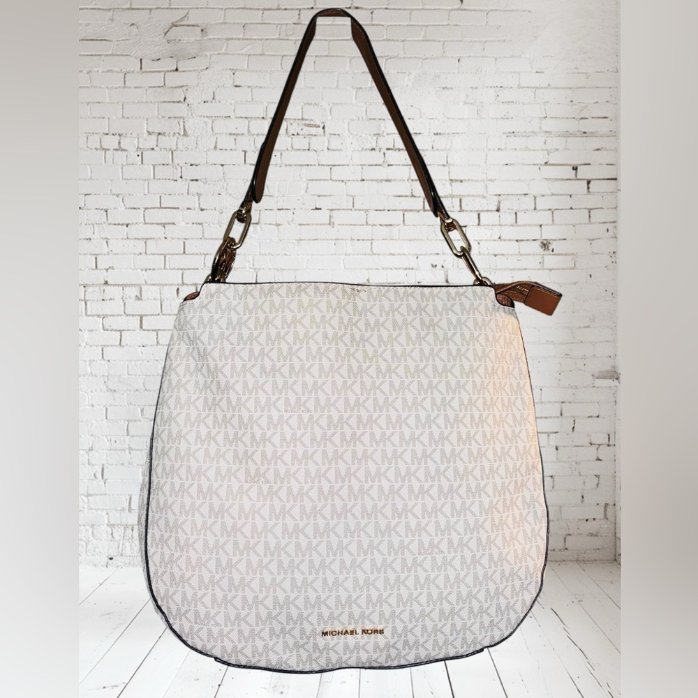 Michael Kors Large Fulton Shoulder Bag Signature Vanilla EUC